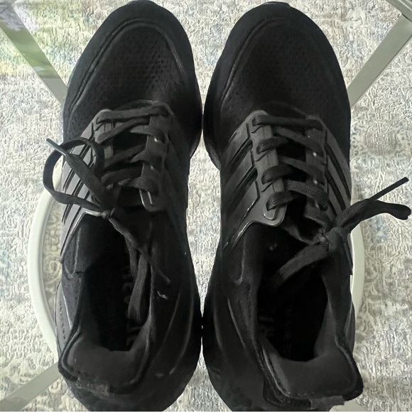 ADIDAS UltraBoost 21 running shoe. Size 7.5 worn once - Picture 15 of 15